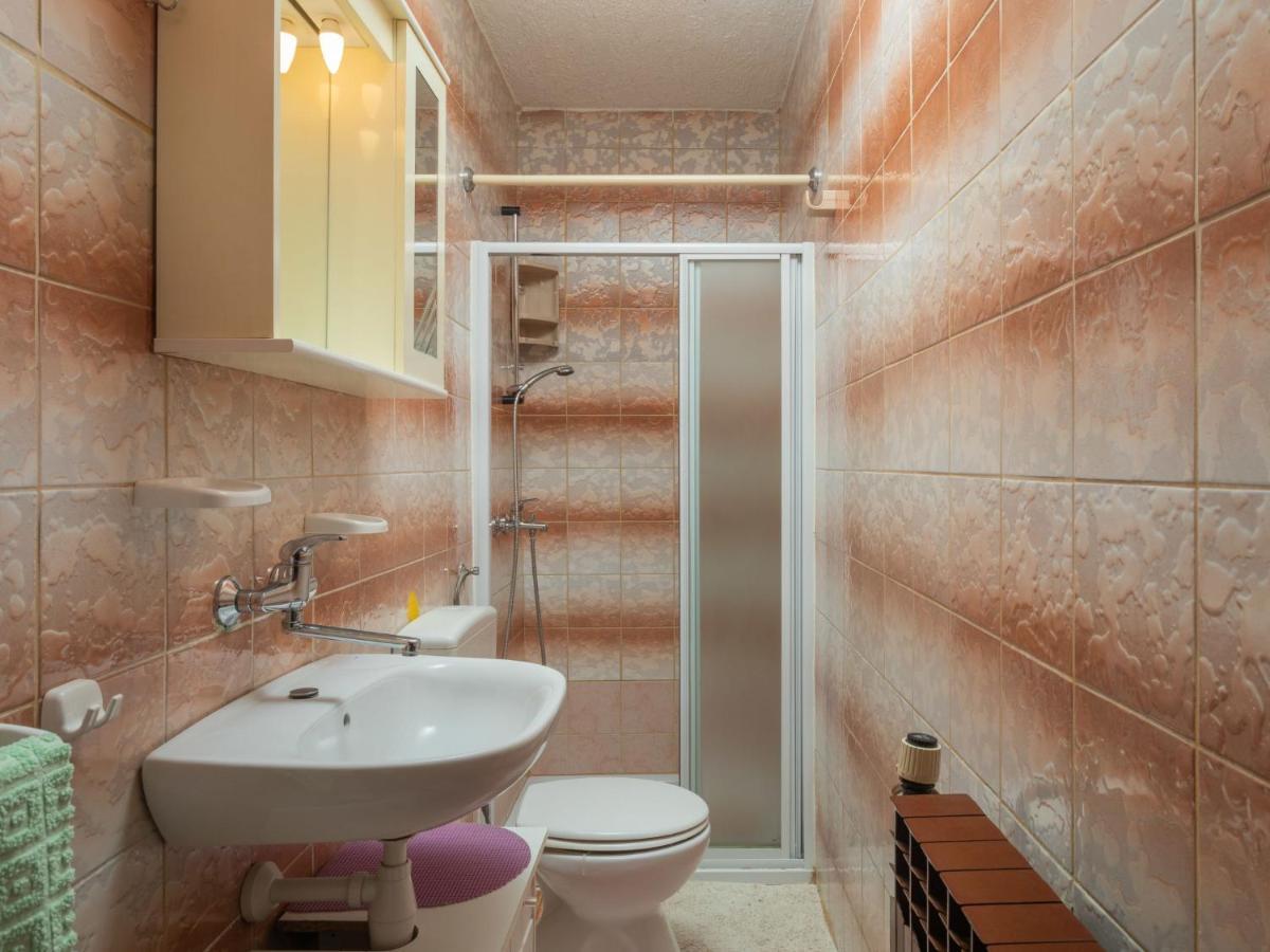 Holiday Home Lola - Lbn381 By Interhome ลาบิน ภายนอก รูปภาพ