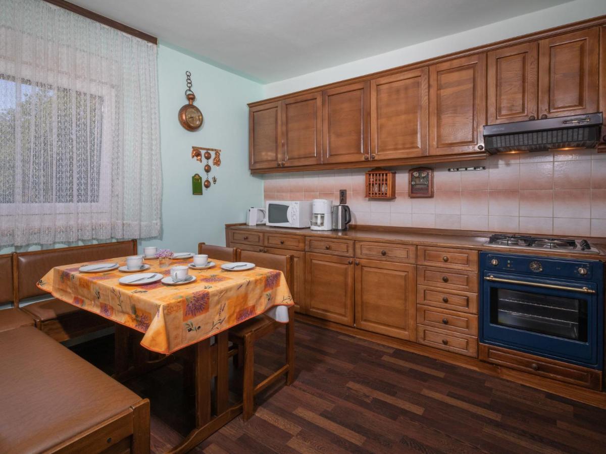 Holiday Home Lola - Lbn381 By Interhome ลาบิน ภายนอก รูปภาพ
